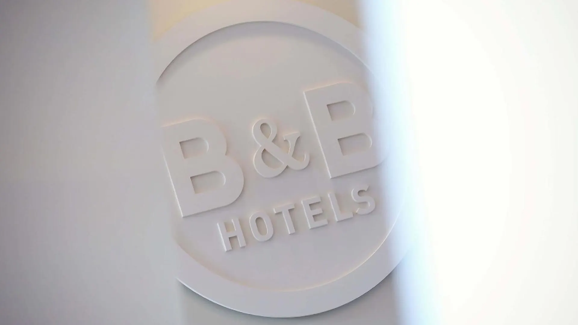 B&B Hotel Cluses Sud