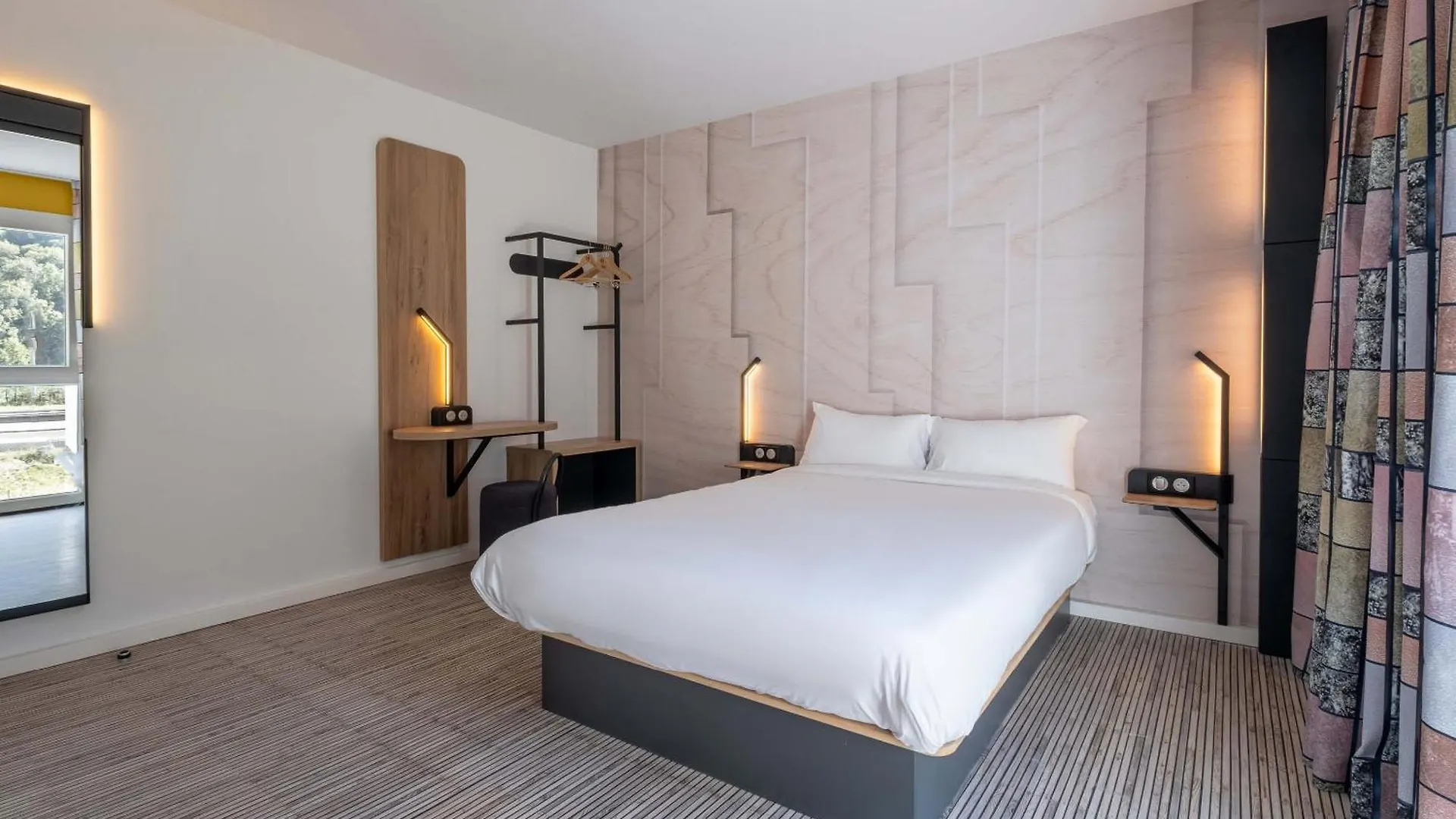 B&B Hotel Cluses Sud