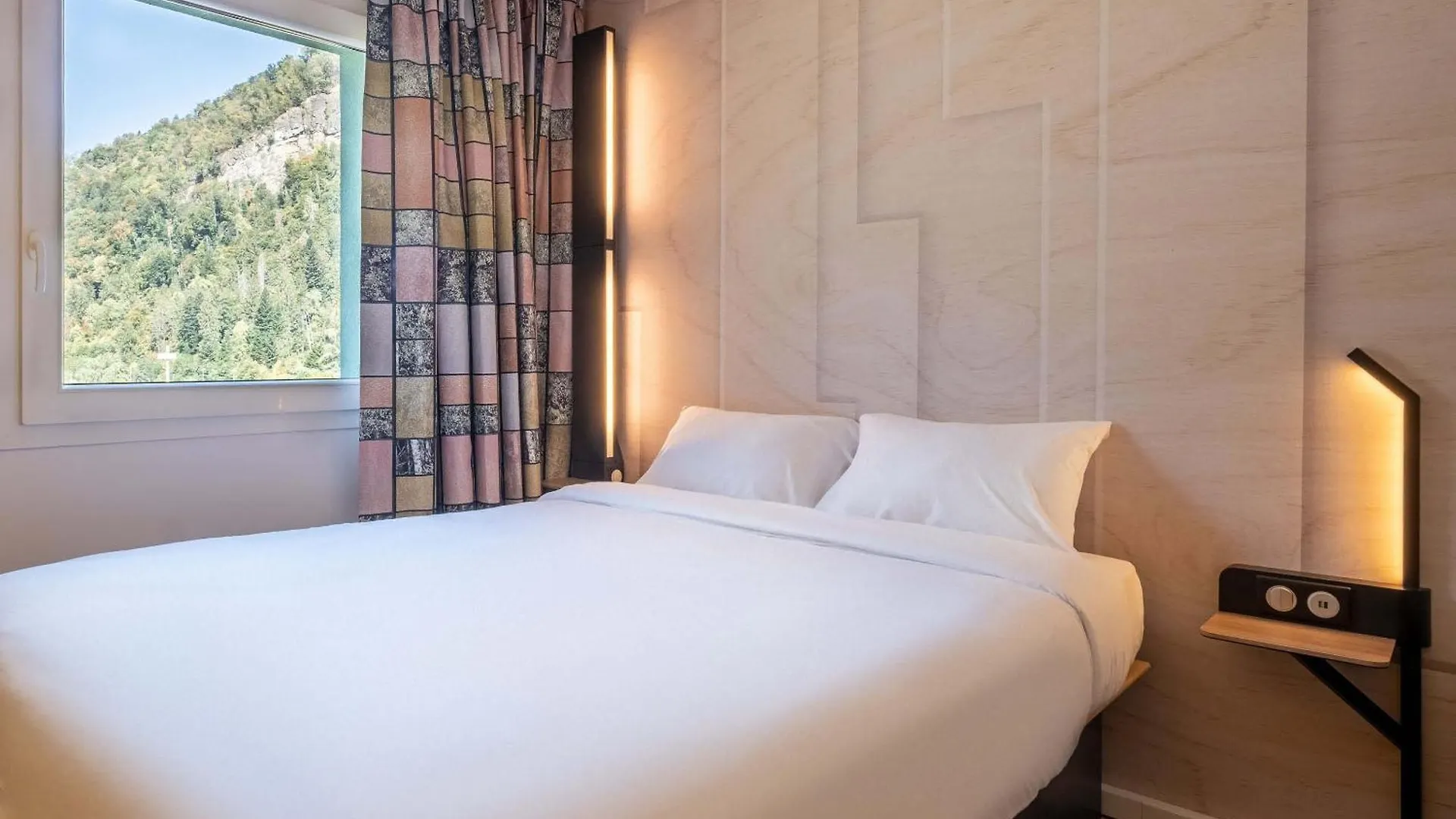 B&B Hotel Cluses Sud